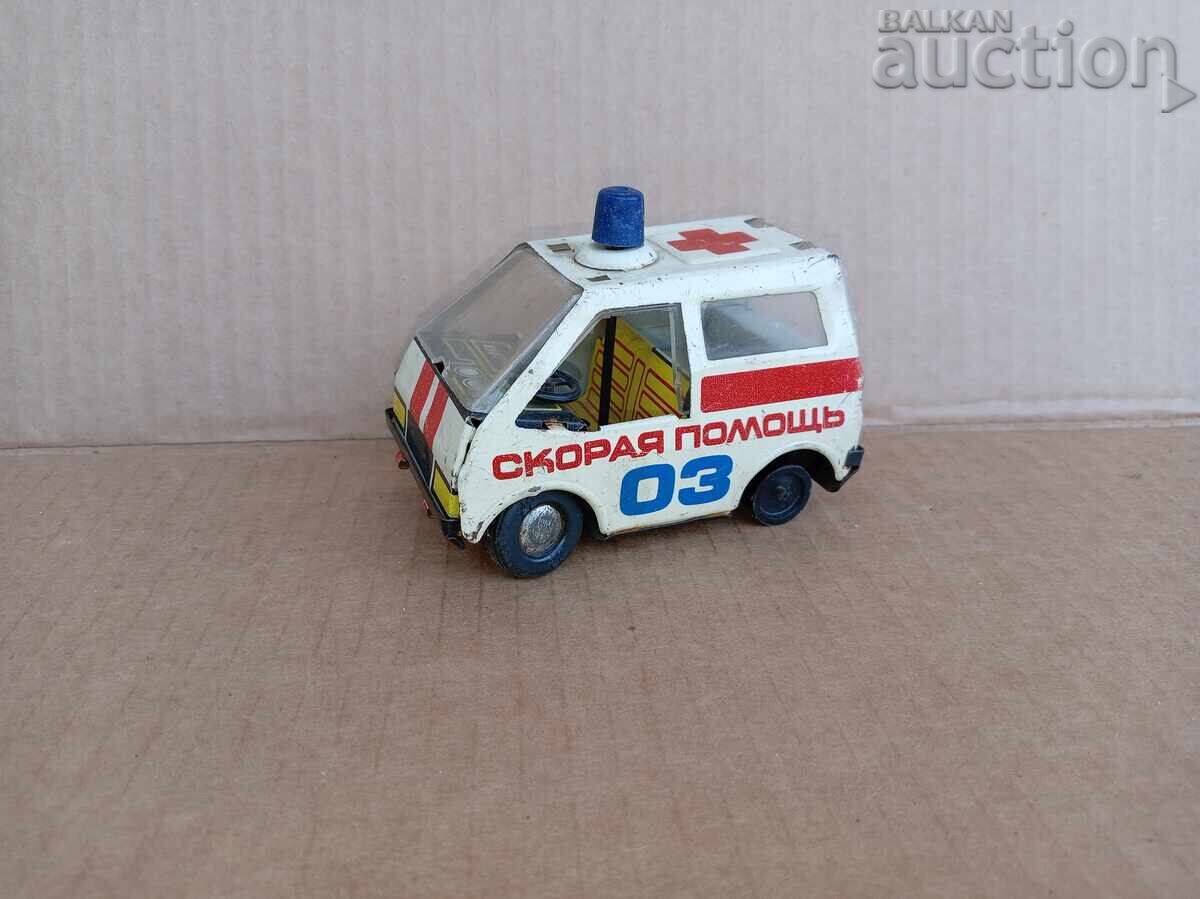 Γρήγορη βοήθεια ΕΣΣΔ 70s λαμαρινένιο παιχνίδι