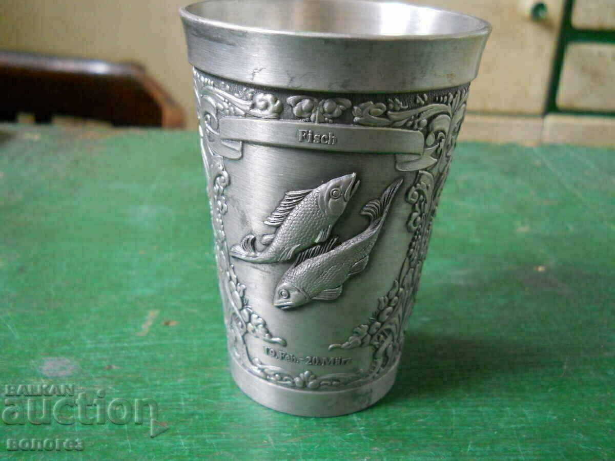 Licitație ceașcă de tablă - Germania Licitație ceașcă de tablă - Germania