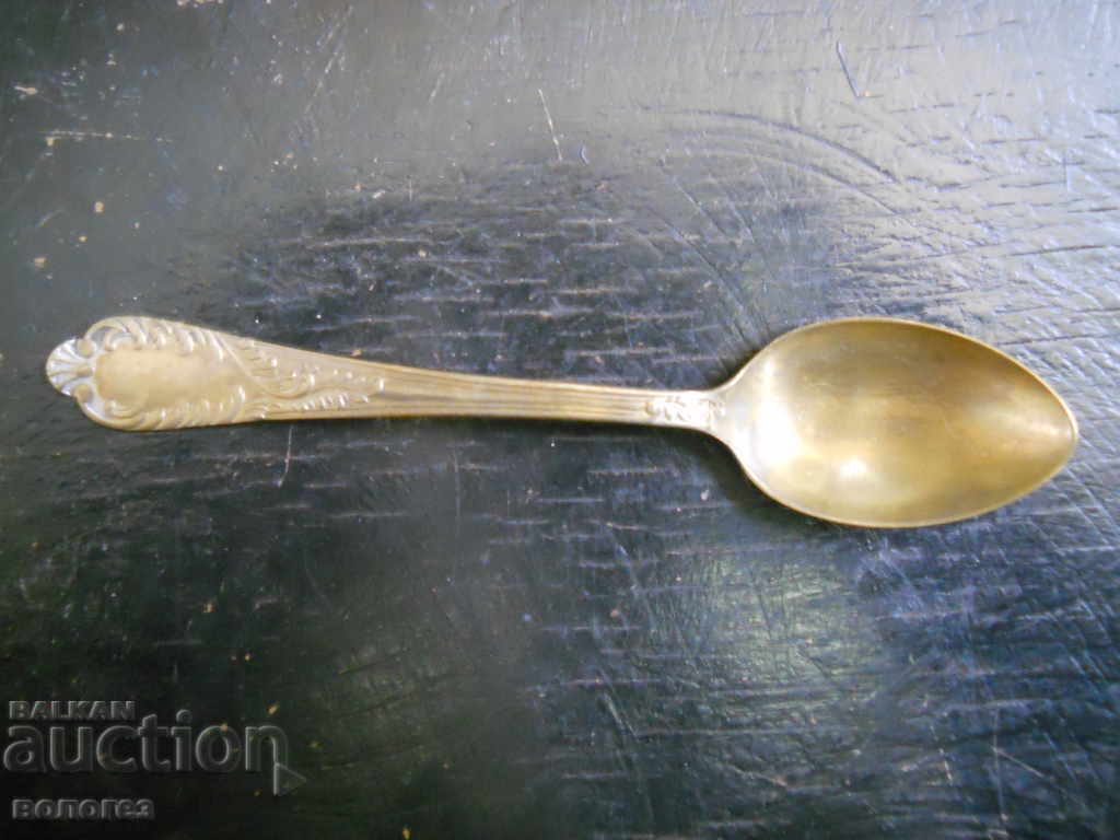 Аукцион Сребърни лъжички за чай с позлата - Полша Аукцион Сребърни лъжички за чай с позлата - Полша