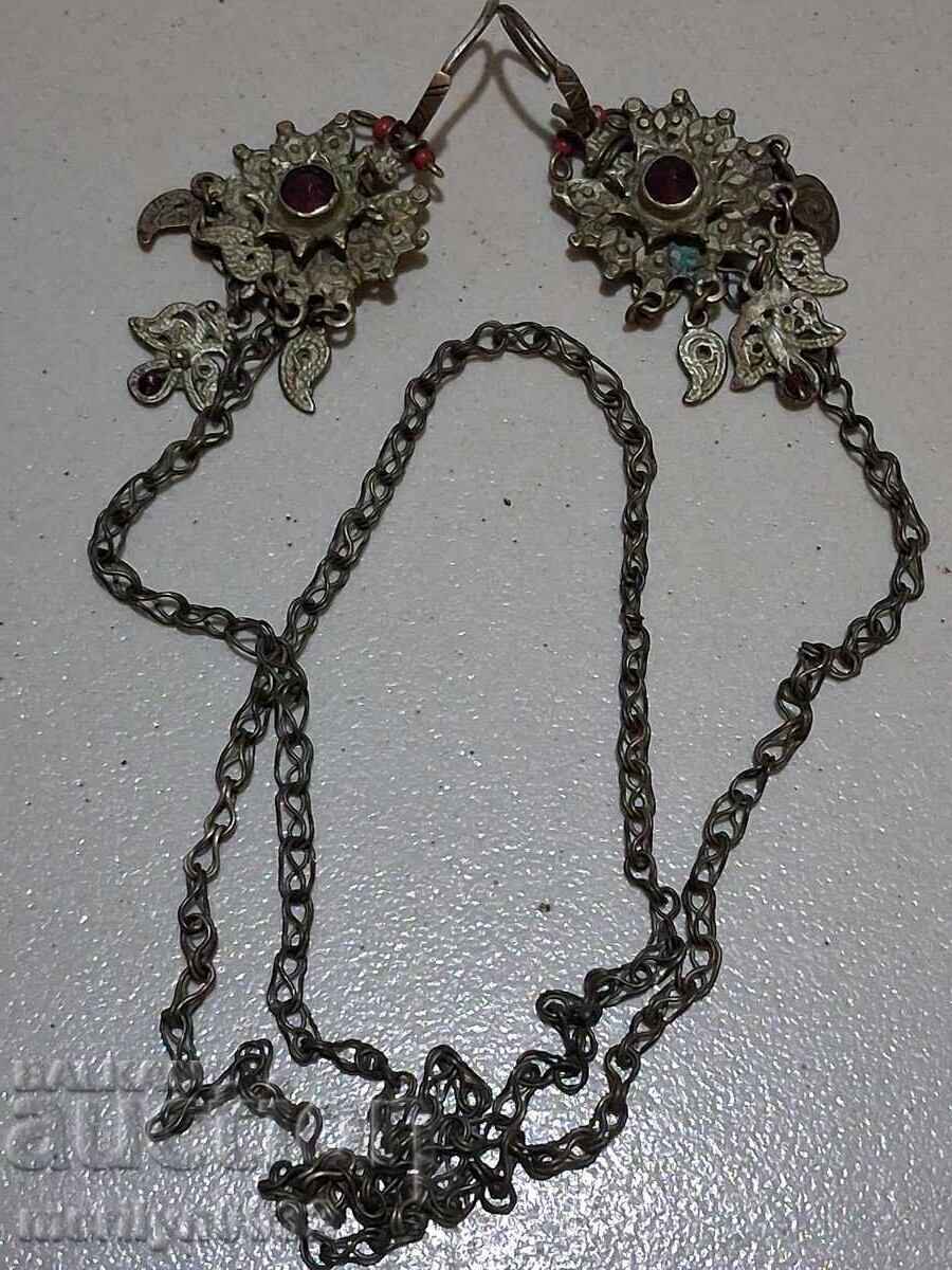 Revival-era women's jewelry necklace sokay