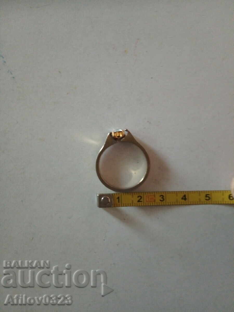 Inel - 4 cu preț 0.50 BGN | € 0.26 Inel - 4 cu preț 0.50 BGN | € 0.26