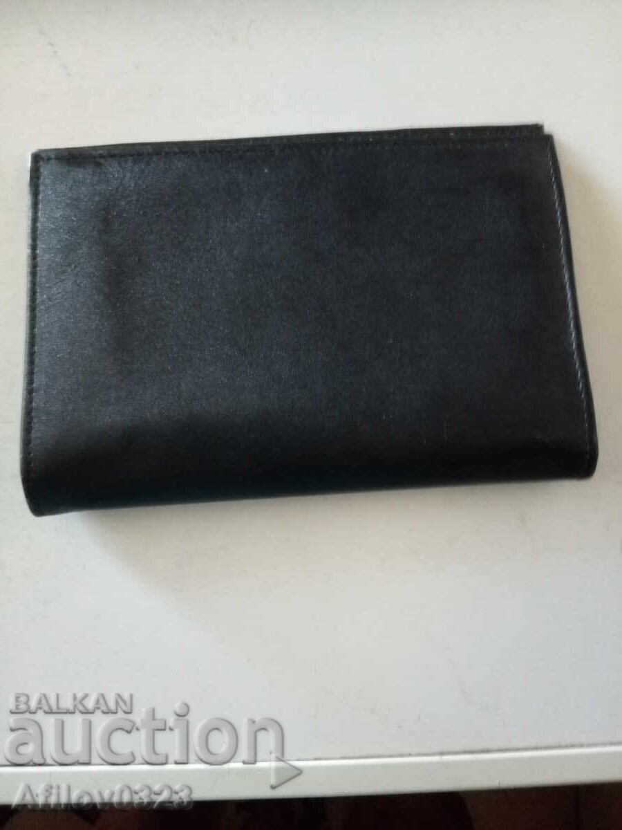 Licitație Portofel. Licitație Portofel.