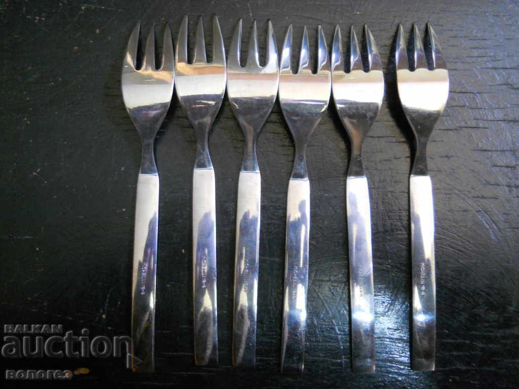 Set furci "Michelin" (Franta) - nou cu preț 15.00 BGN | € 7.67 Set furci "Michelin" (Franta) - nou cu preț 15.00 BGN | € 7.67