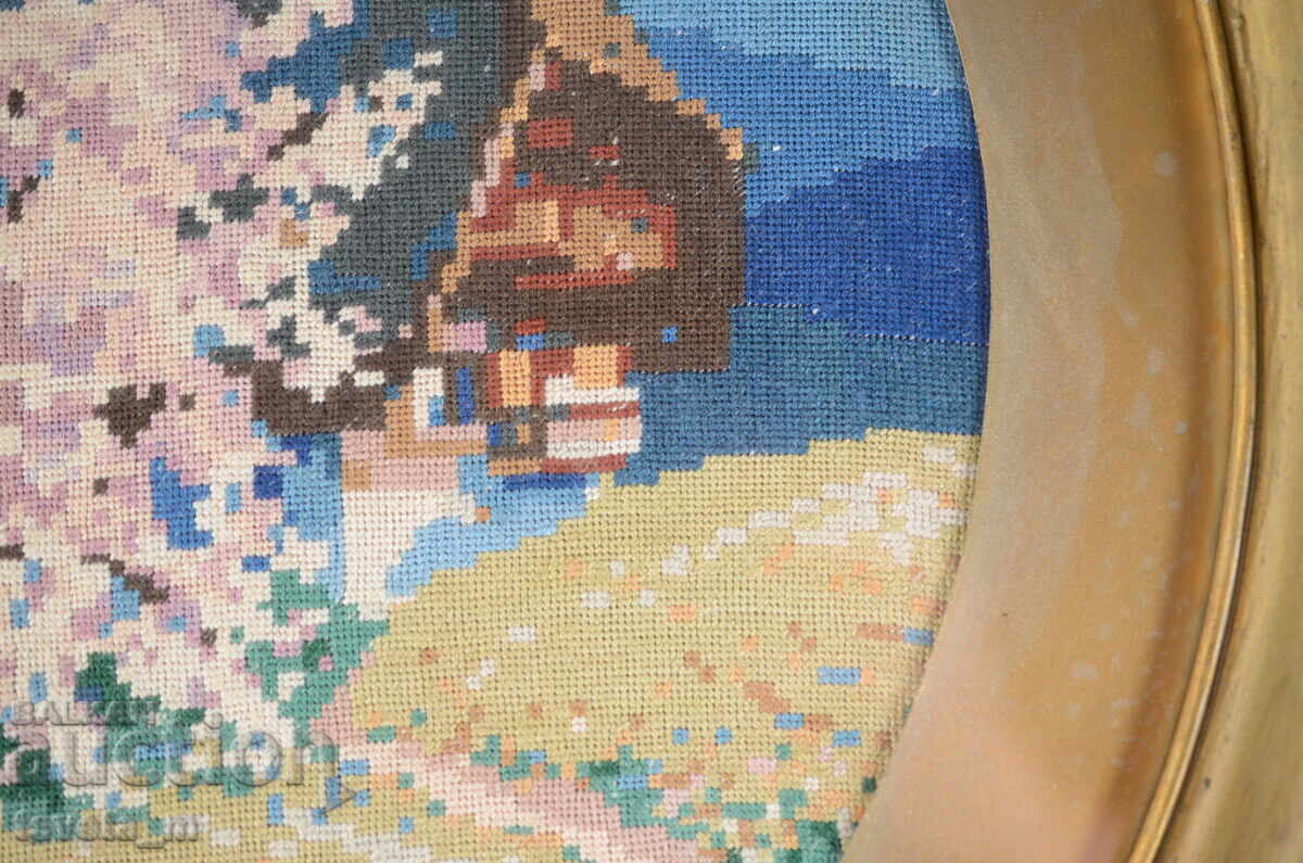 Delivery of Oval gold frame with tapestry spring landscape Delivery of Oval gold frame with tapestry spring landscape