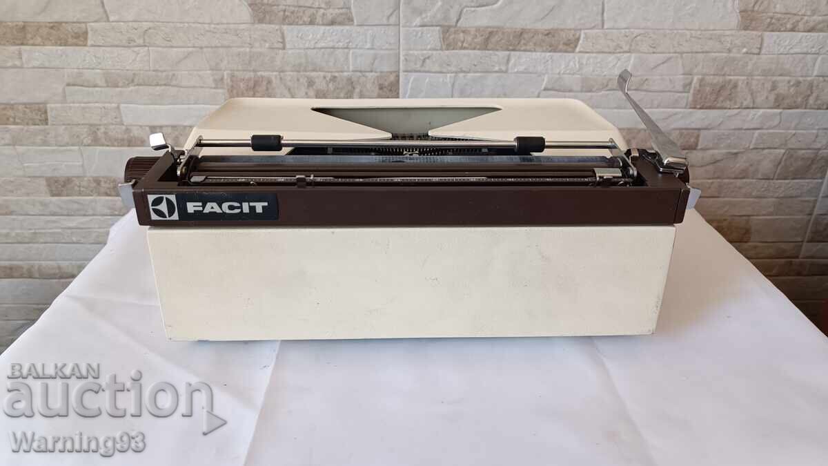 Livrarea Mașină de scris FACIT 1620 veche - Made in Sweden - 1968