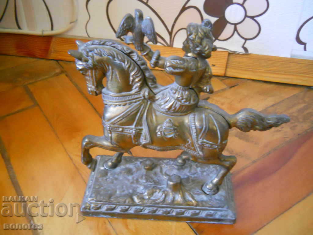 Παράδοση Αρχαίο χάλκινο αγαλματίδιο - ιππέας-κυνηγός Παράδοση Αρχαίο χάλκινο αγαλματίδιο - ιππέας-κυνηγός