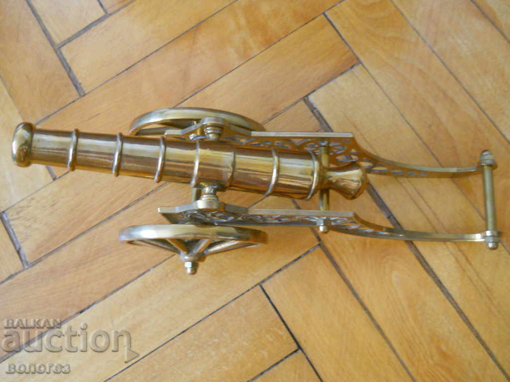 Licitație Blat mare din bronz Licitație Blat mare din bronz