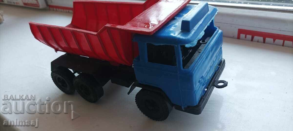 Social truck Social truck