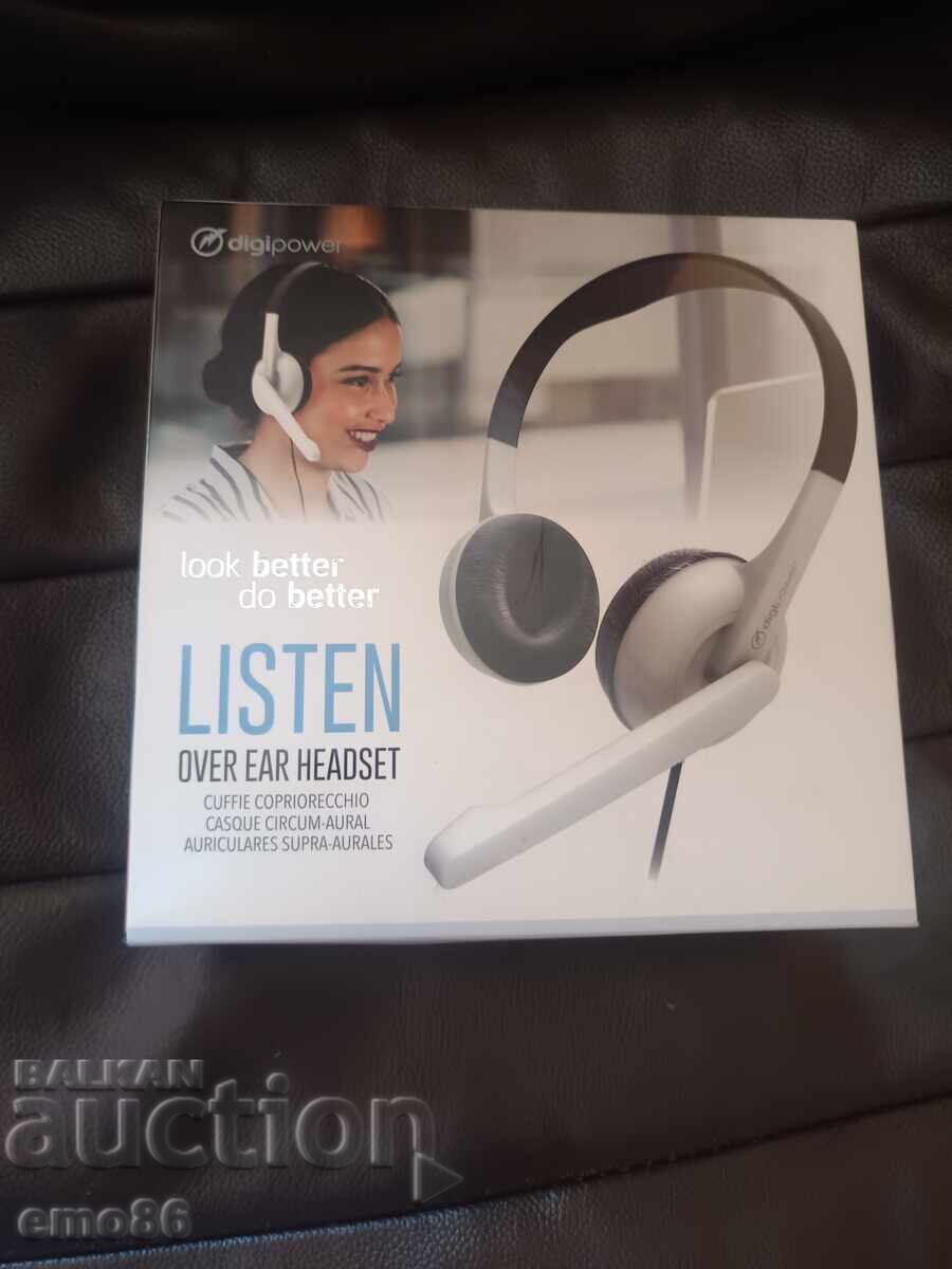 Headphones with microphone and cable NEW B.Z.C Headphones with microphone and cable NEW B.Z.C