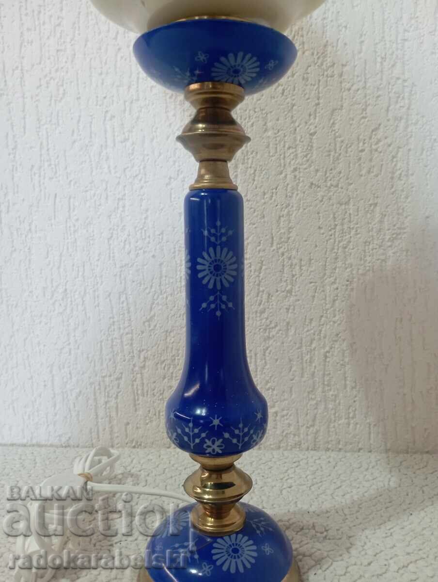 Аукцион Красива синя порцеланова лампа