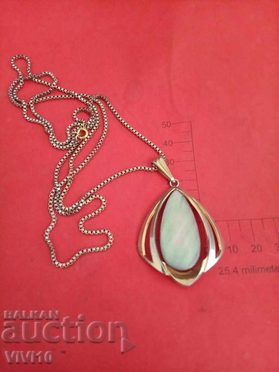 Colier vechi GES GESCH, cu sidef