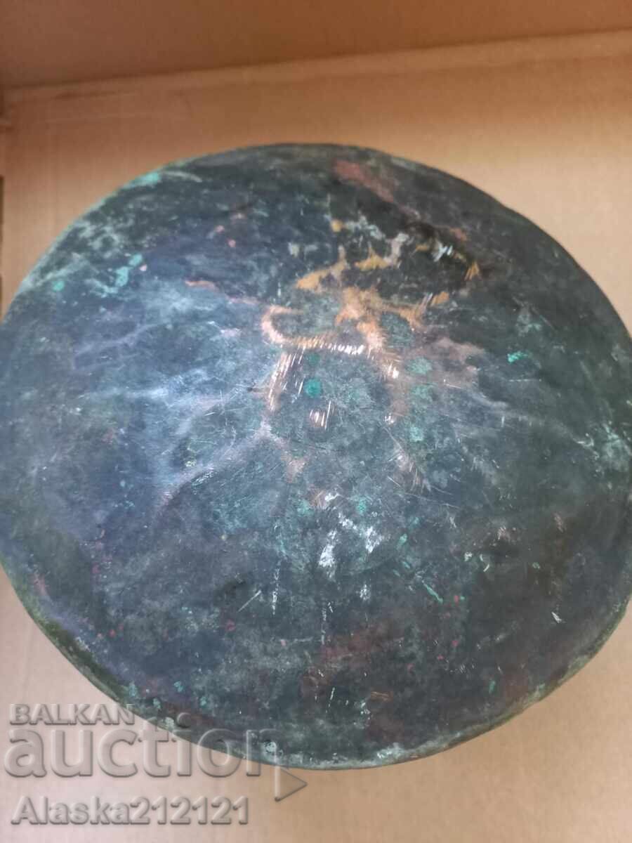 Auction  Old copper kettle