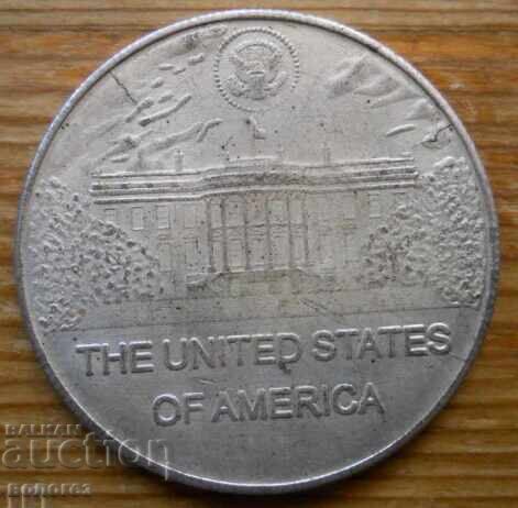 Placa - Dwight Eisenhower (1953 - 1961) - SUA cu preț 3.00 BGN | € 1.53