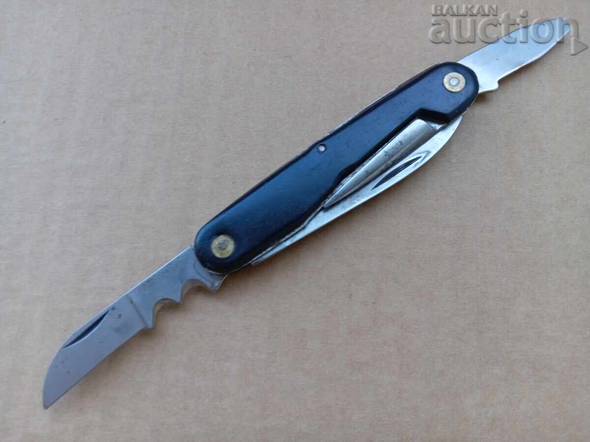 Δημοπρασία Σταχτοδοχείο με πόδι αντίκα από τη δεκαετία του '30-'40 του περασμένου αιώνα Δημοπρασία Σταχτοδοχείο με πόδι αντίκα από τη δεκαετία του '30-'40 του περασμένου αιώνα