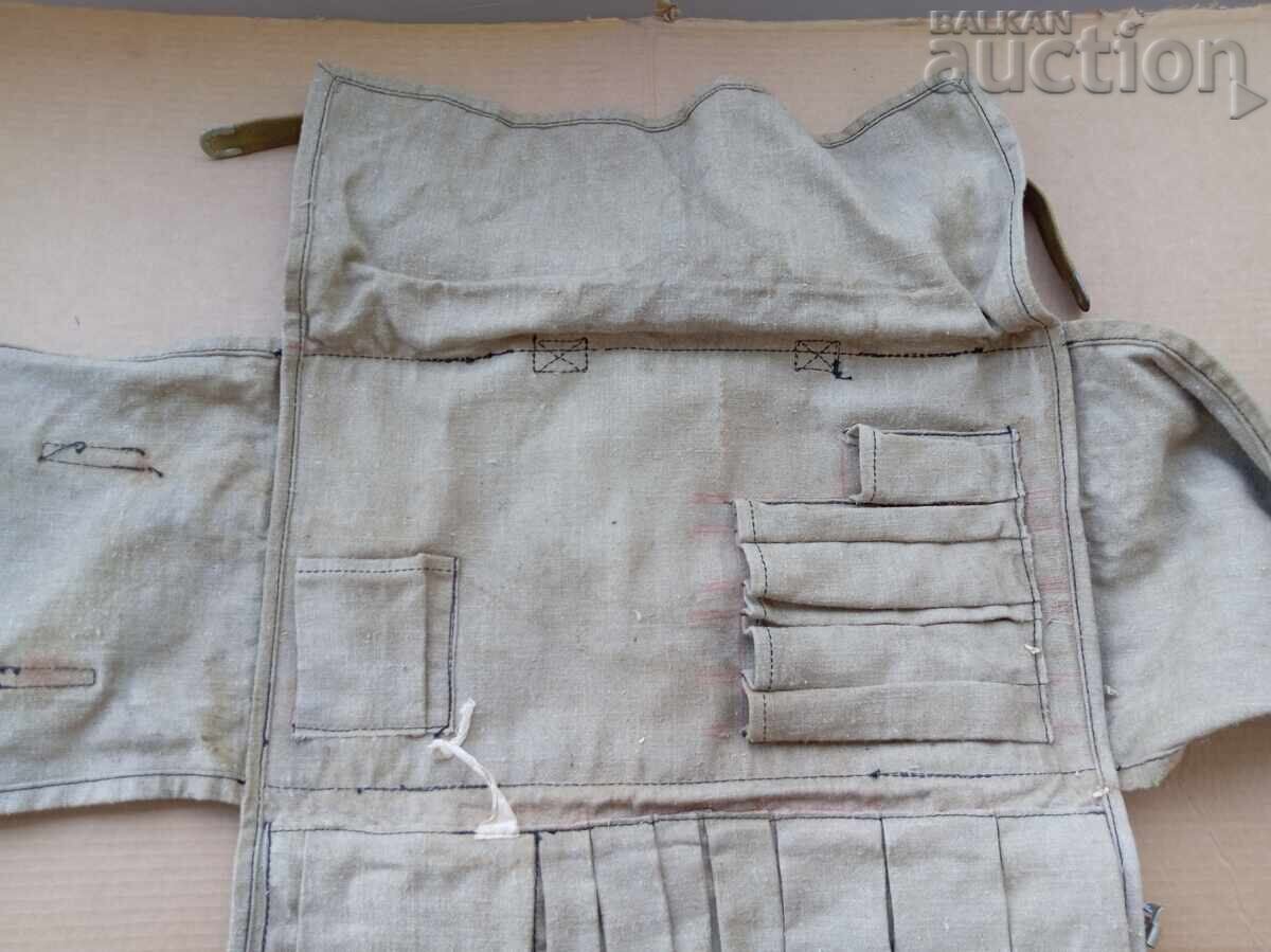 Auction  Wehrmacht bag kit, zippered bag, WW2 WWII