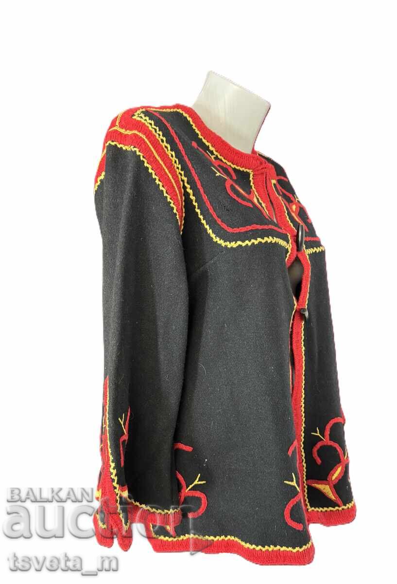 Delivery of Woolen women's outerwear with hand-embroidered folk costume