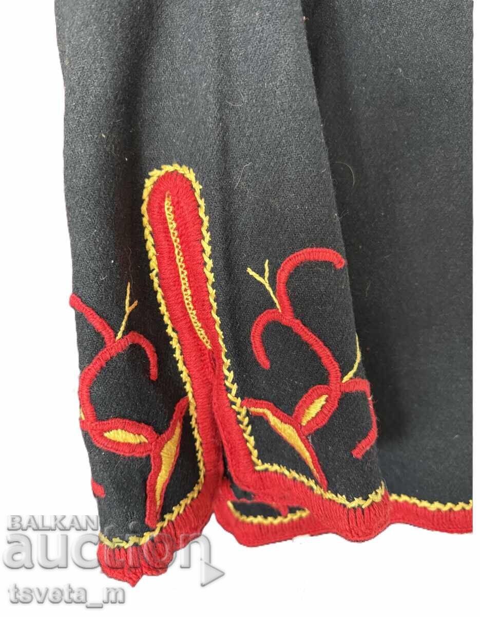 Woolen women's outerwear with hand-embroidered folk costume - 5