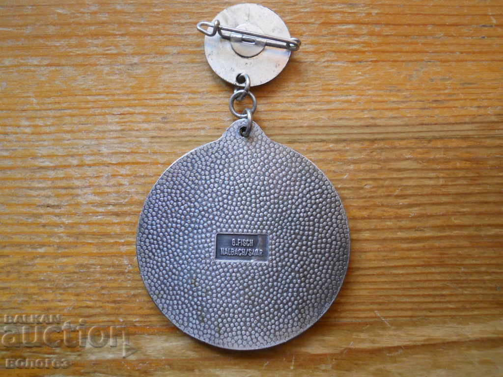 Παράδοση Μετάλλιο Διεθνούς Τουριστικής Εκστρατείας - Γερμανία 1973 Παράδοση Μετάλλιο Διεθνούς Τουριστικής Εκστρατείας - Γερμανία 1973