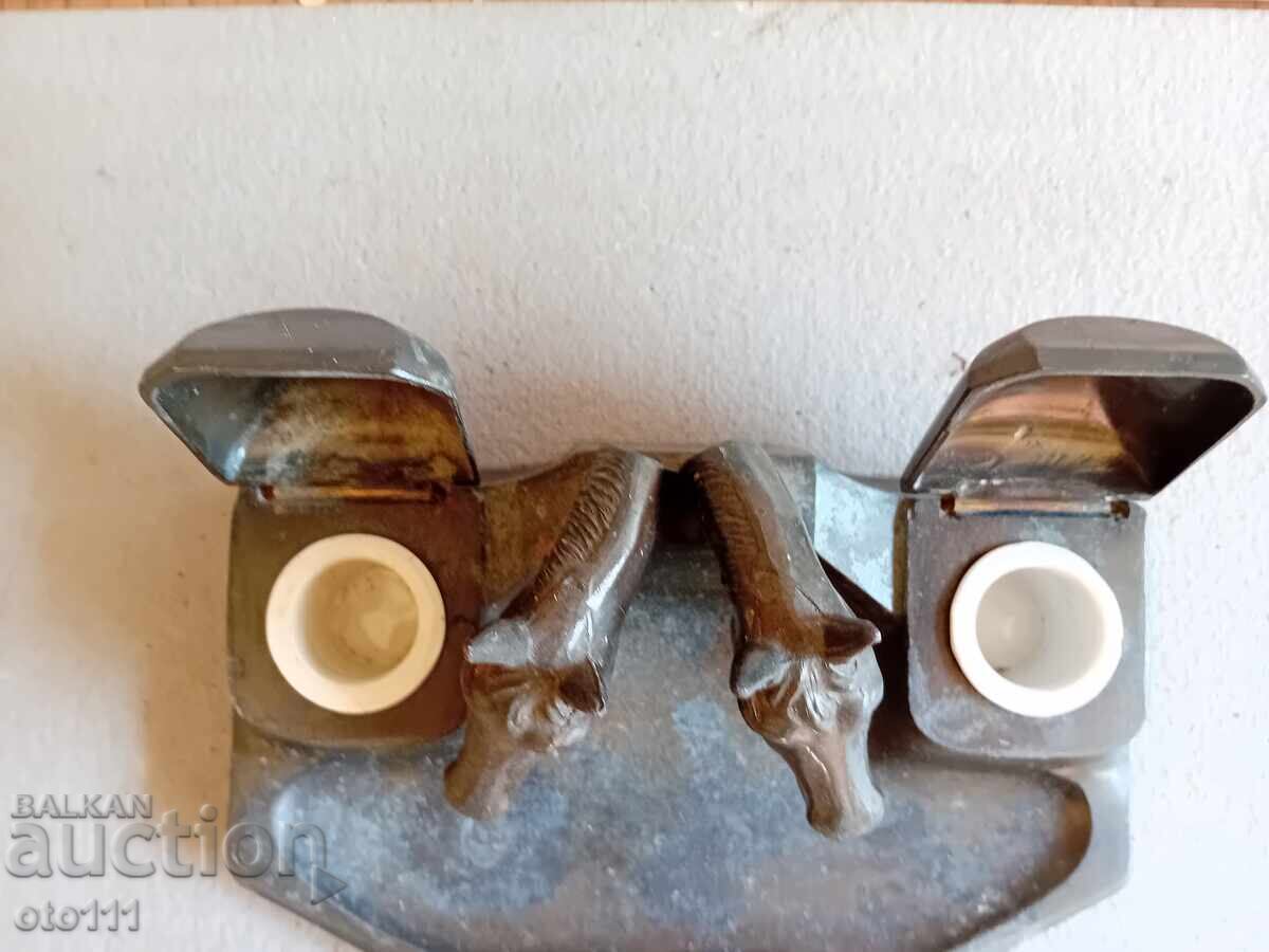 Παράδοση ΠΑΛΑΙΟ ΜΕΛΑΝΟΔΟΧΕΙΟ - ΑΛΟΓΑ Παράδοση ΠΑΛΑΙΟ ΜΕΛΑΝΟΔΟΧΕΙΟ - ΑΛΟΓΑ