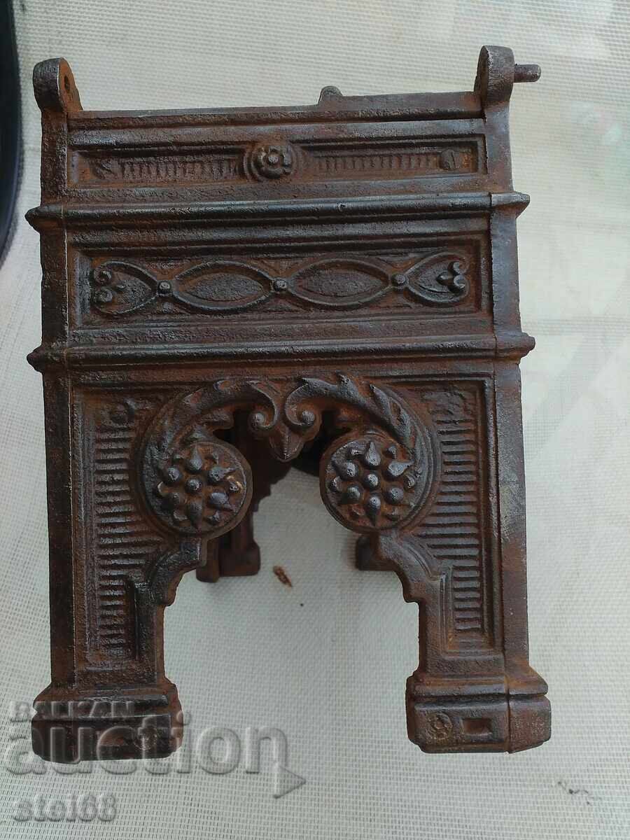 Delivery of OLD MACHINE FOR