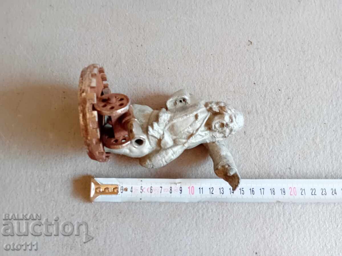 Auction FIGURINE BORIMECHKA CHERRY BALL Auction FIGURINE BORIMECHKA CHERRY BALL