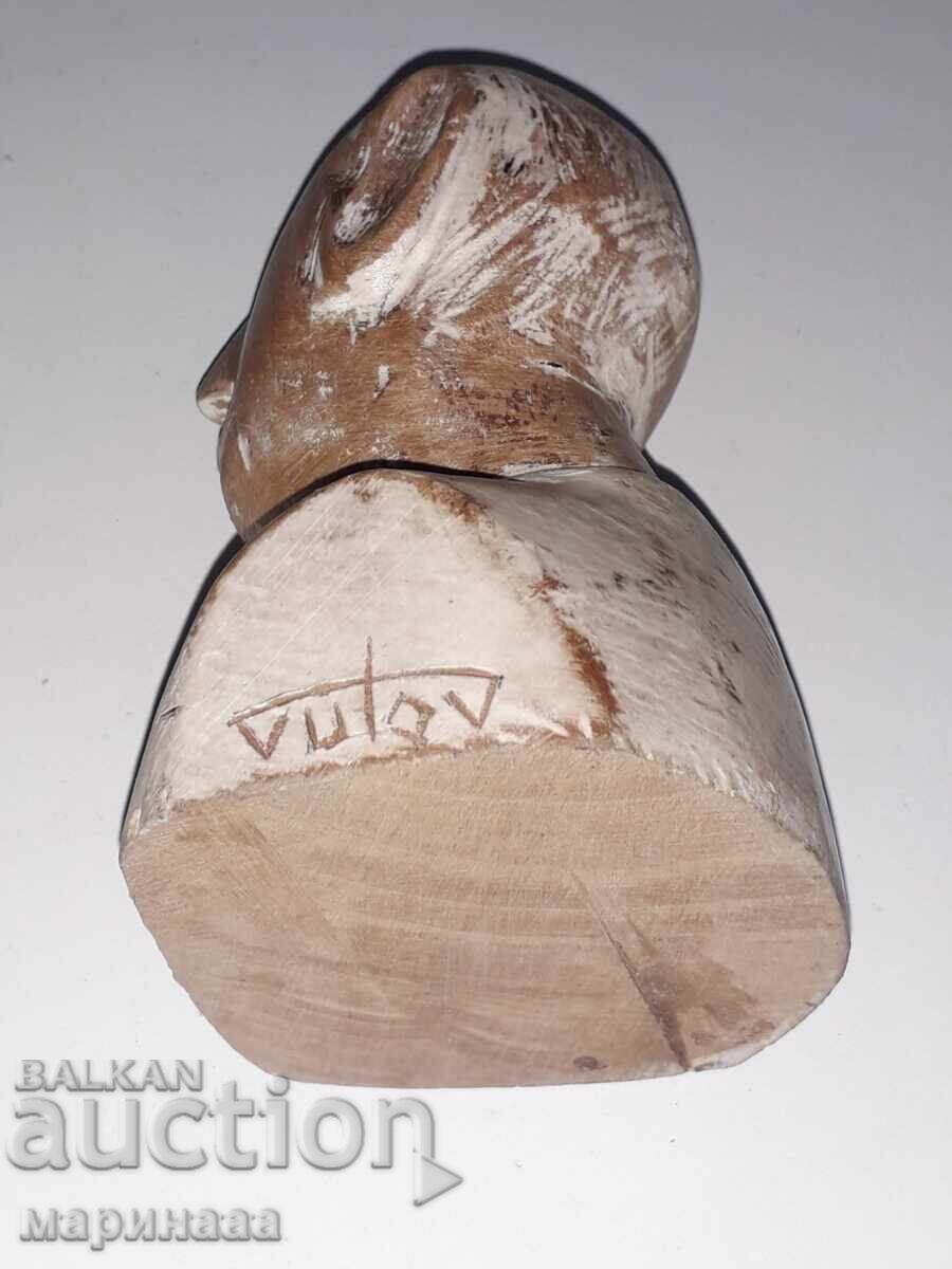 Delivery of AUTHOR'S WOOD CARVING