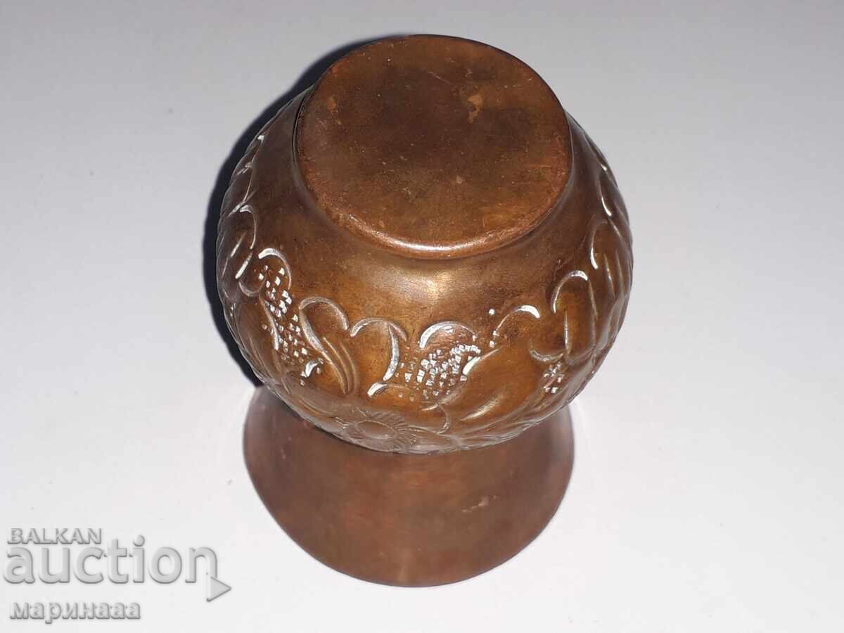 Auction COPPER VASE Auction COPPER VASE