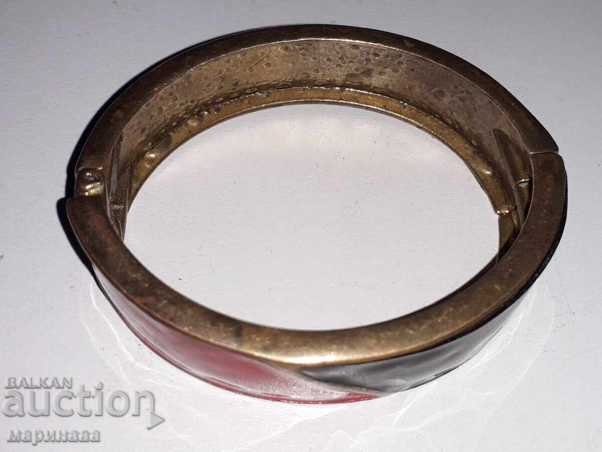 Auction GRIVNA. ENAMEL Auction GRIVNA. ENAMEL