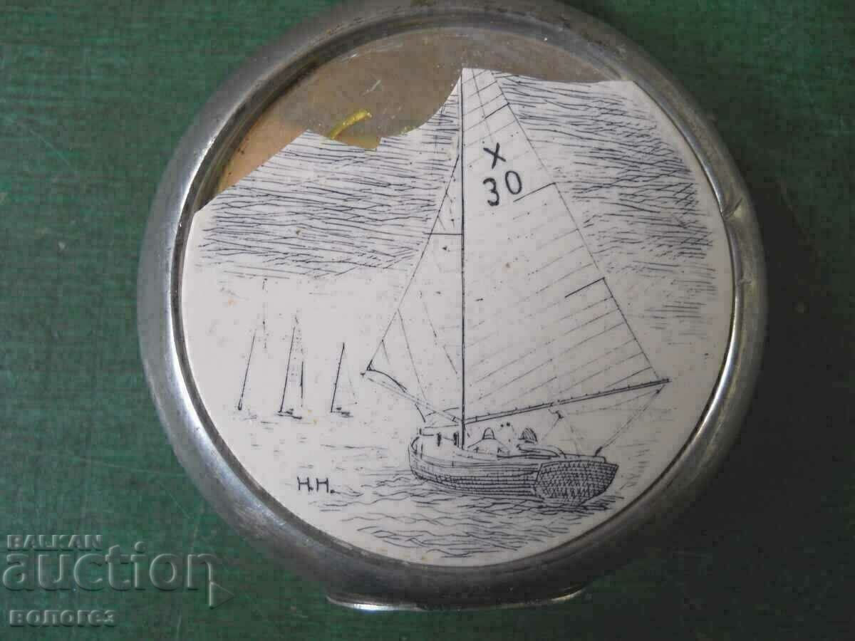 Δημοπρασία Παλιό αγγλικό μπουκάλι για αλκοόλ