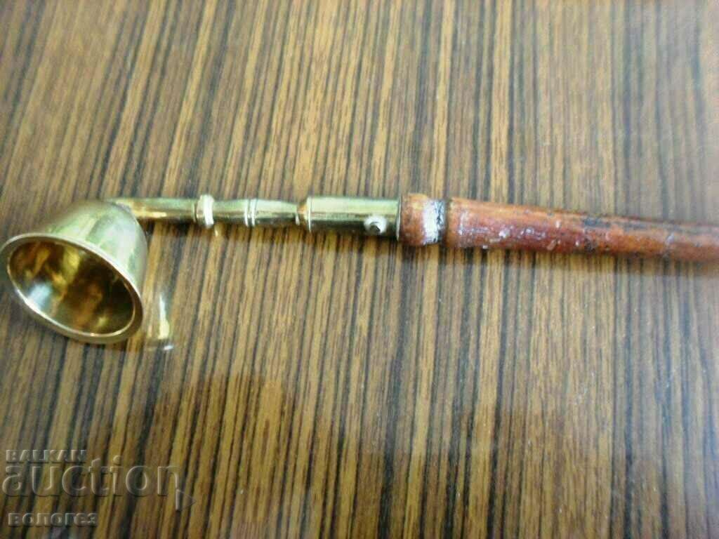 Уред за гасене на свещи с цена 25.00 лв. | € 12.78 Уред за гасене на свещи с цена 25.00 лв. | € 12.78