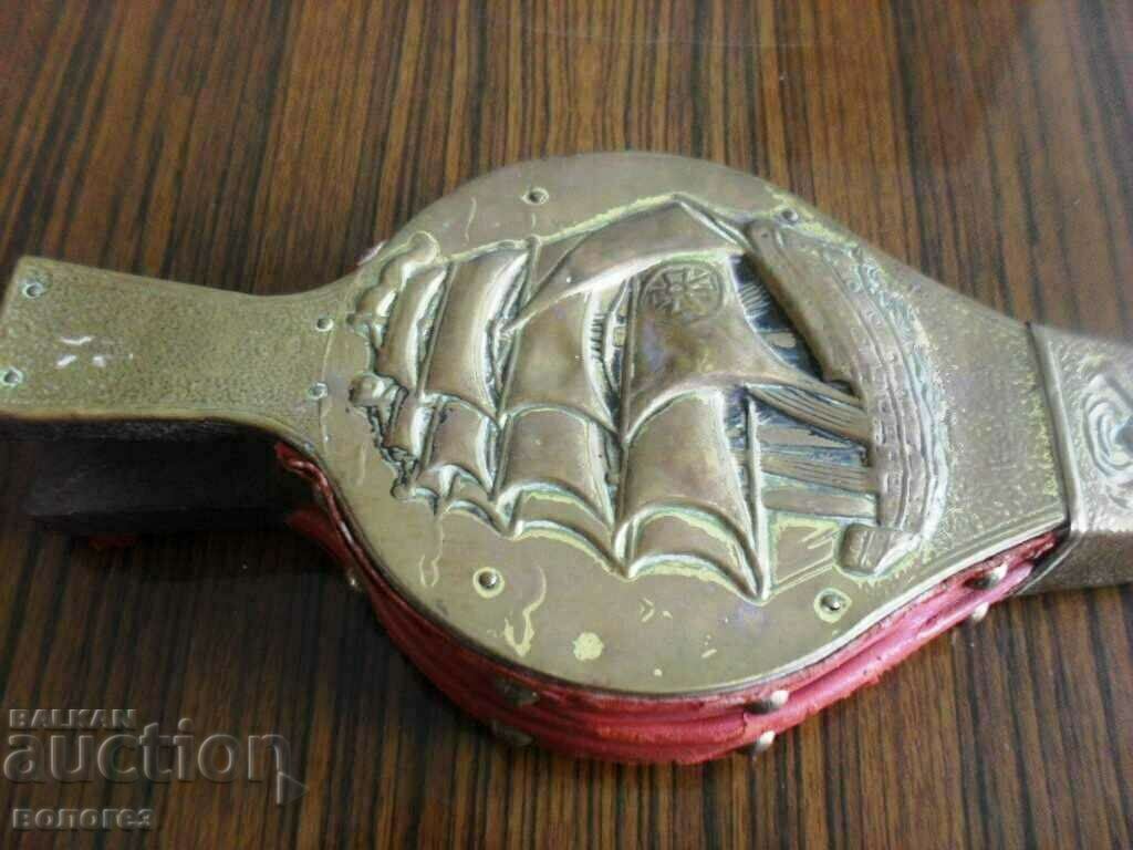 Licitație Blana - suflantă pentru șemineu Licitație Blana - suflantă pentru șemineu