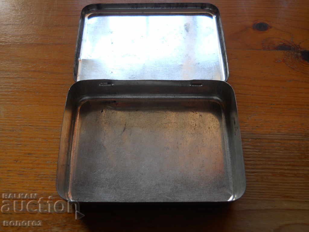 Δημοπρασία Μεταλλικό κουτί καπνού - Γερμανία - Β' Παγκόσμιος Πόλεμος Δημοπρασία Μεταλλικό κουτί καπνού - Γερμανία - Β' Παγκόσμιος Πόλεμος