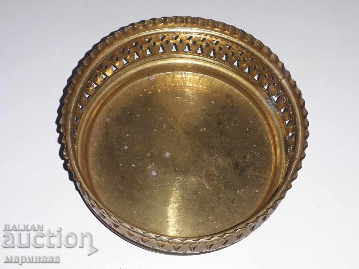 Κουτί με γλυκά. Ορείχαλκος με τιμή 8.00 BGN | € 4.09 Κουτί με γλυκά. Ορείχαλκος με τιμή 8.00 BGN | € 4.09