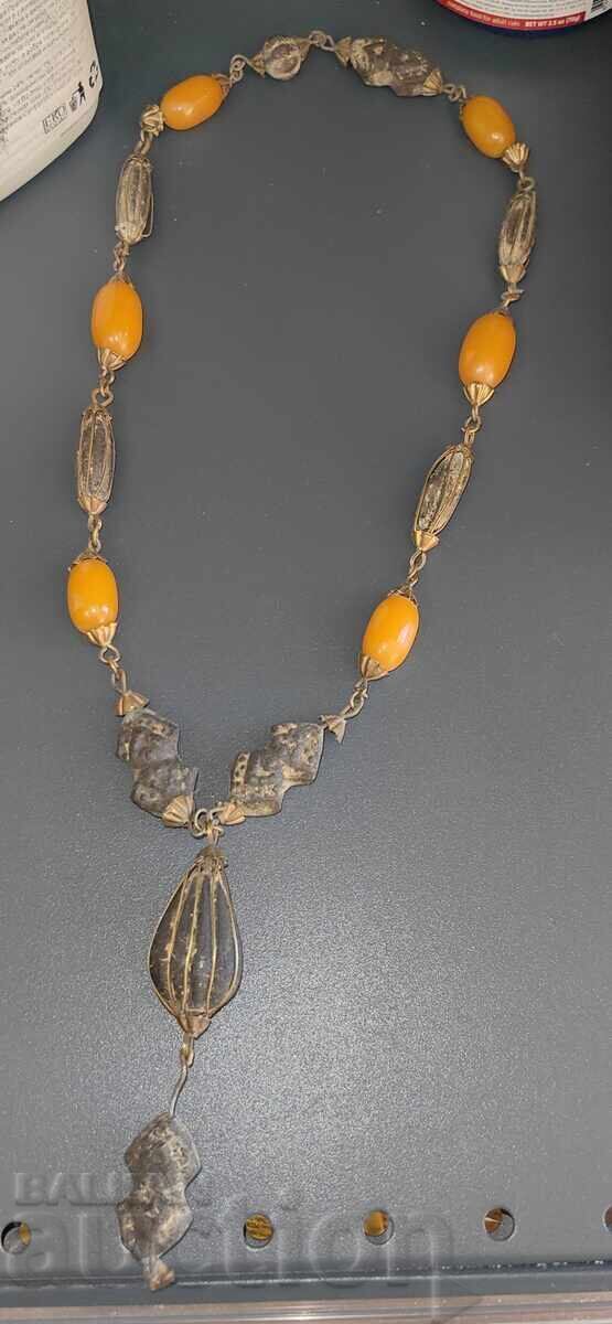 Auction Rare Renaissance Women's Jewelry with Amber Necklace Cord Auction Rare Renaissance Women's Jewelry with Amber Necklace Cord