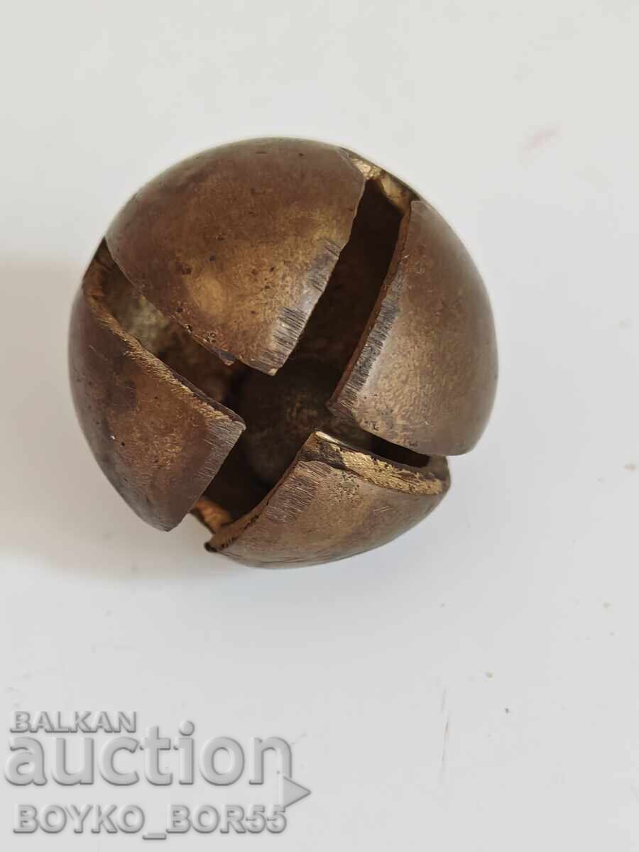Δημοπρασία Αρχαία Χάλκινη Κουδούνι Καμπάνα Άλογο Εξοπλισμός Δημοπρασία Αρχαία Χάλκινη Κουδούνι Καμπάνα Άλογο Εξοπλισμός