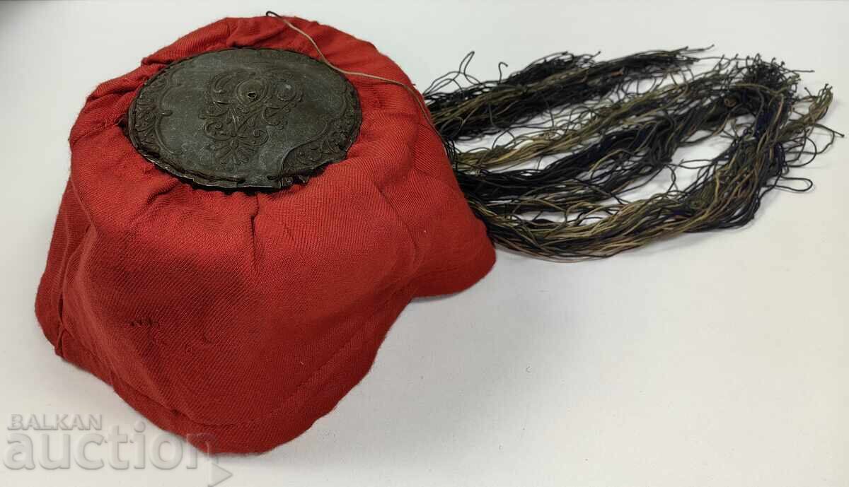 HAT WITH POM-POM FOR NATIONAL COSTUME HAT WITH POM-POM FOR NATIONAL COSTUME