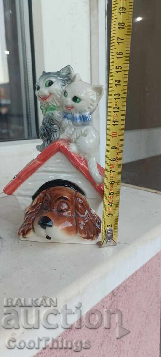 Goebel collectible piggy bank with key - 5