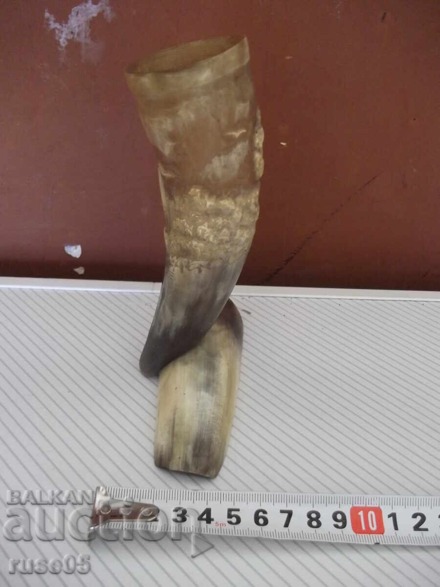 Παράδοση Παράδοση από κέρατο βουβαλιού