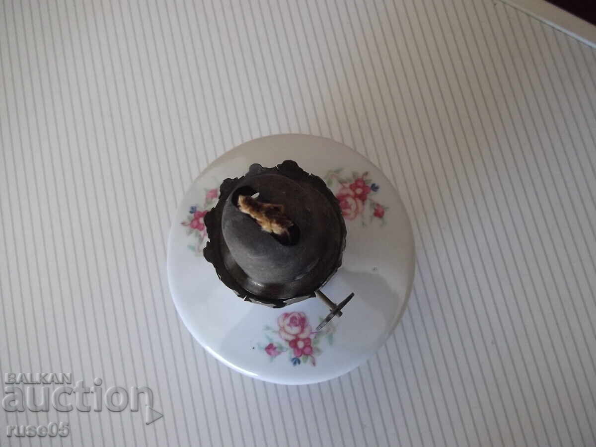 Auction Gas porcelain lamp Auction Gas porcelain lamp