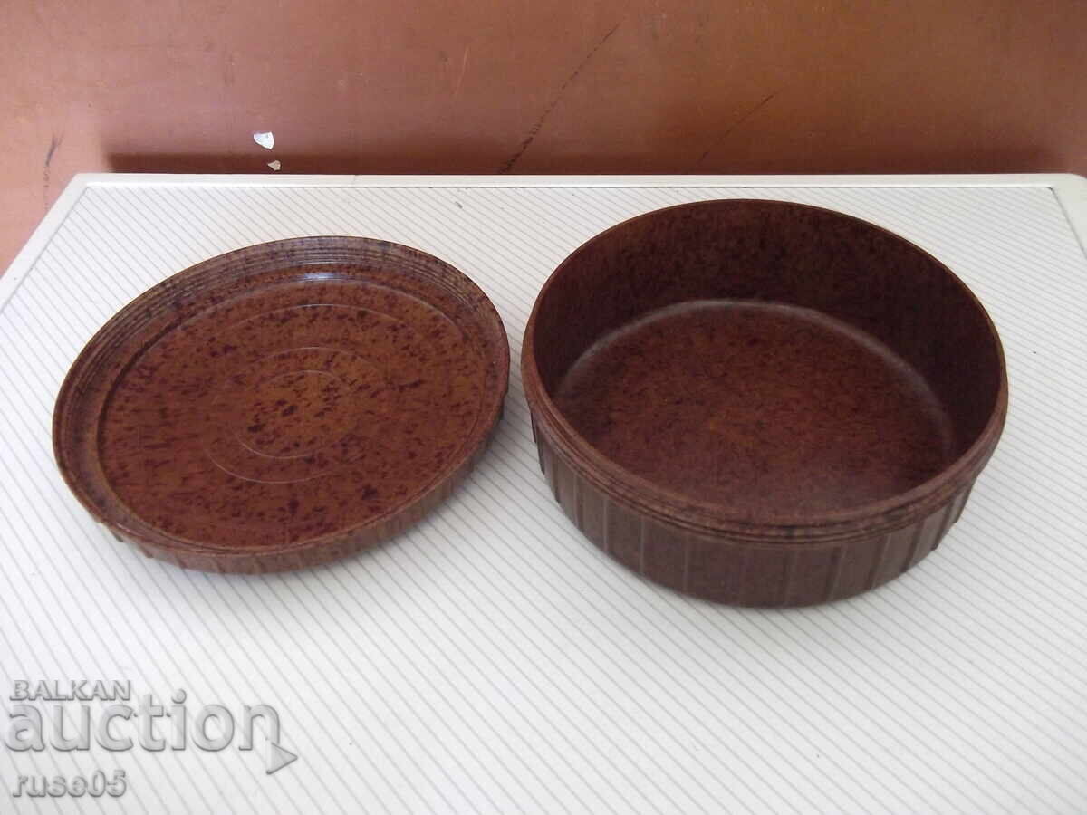 Licitație Cutie rotundă veche din bachelită