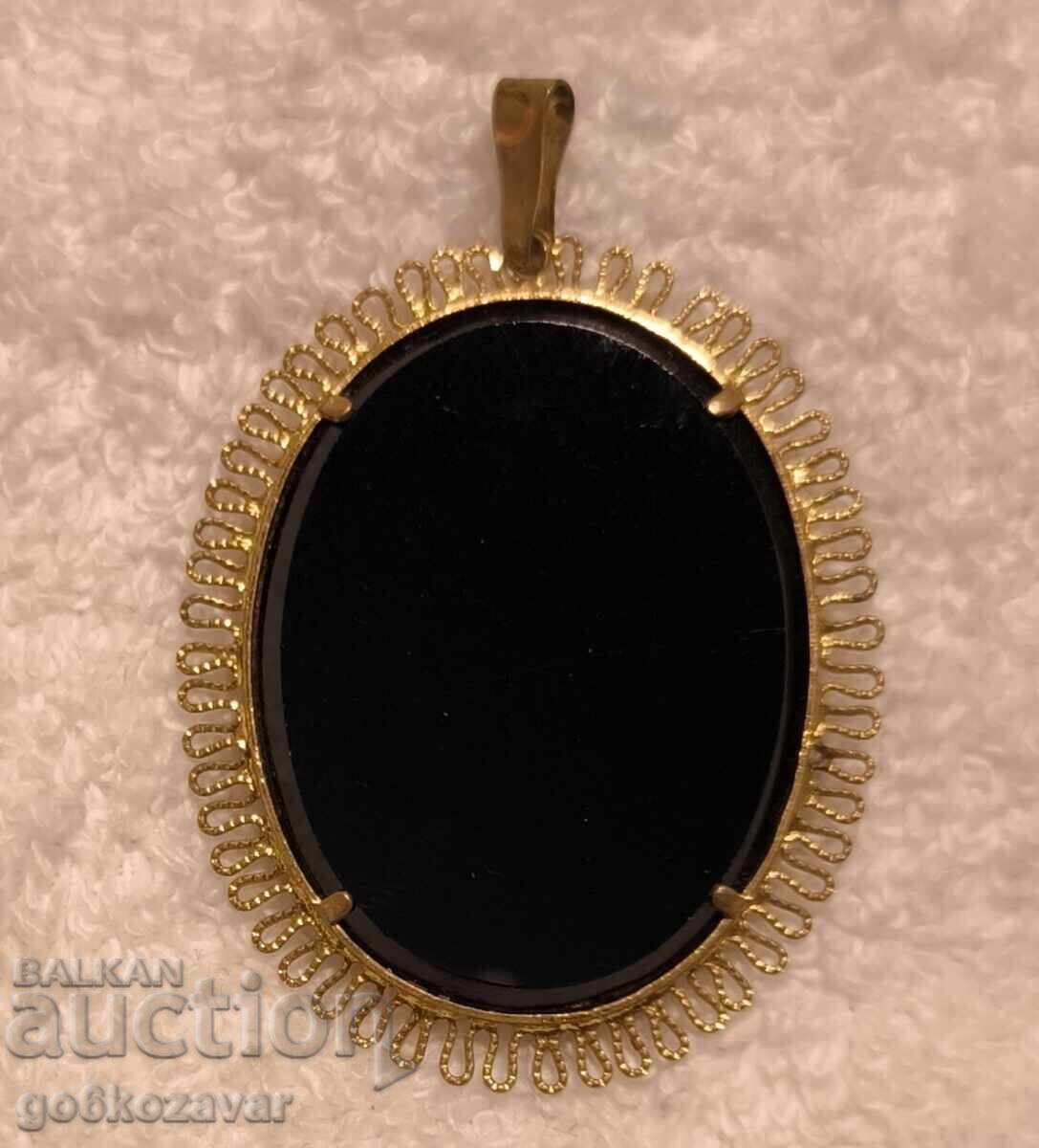 Δημοπρασία Vintage Ρετρό μενταγιόν !