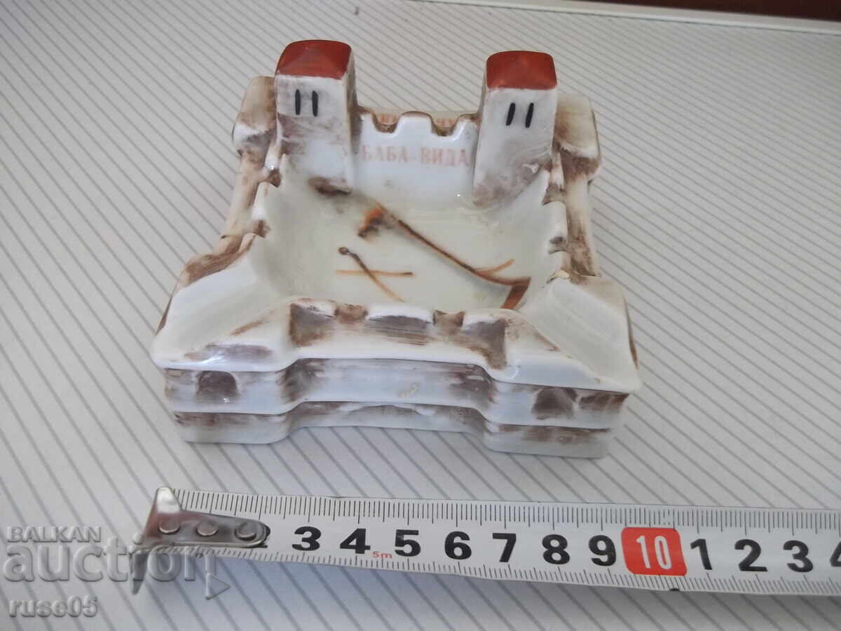 Cenușar "Baba Vida" din porțelan de Bononia