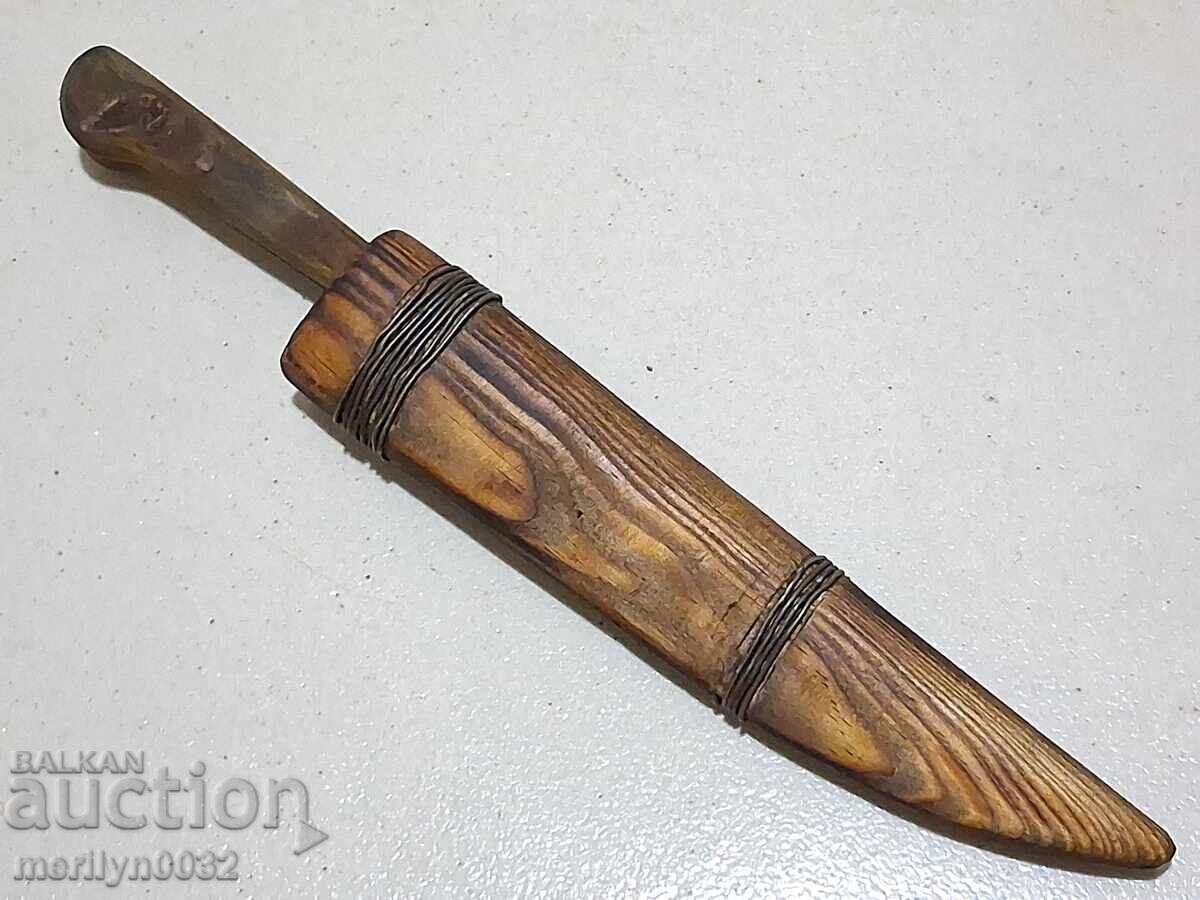 Auction Caracalla with a sheath for the smallest shepherd mignon horn knife Auction Caracalla with a sheath for the smallest shepherd mignon horn knife