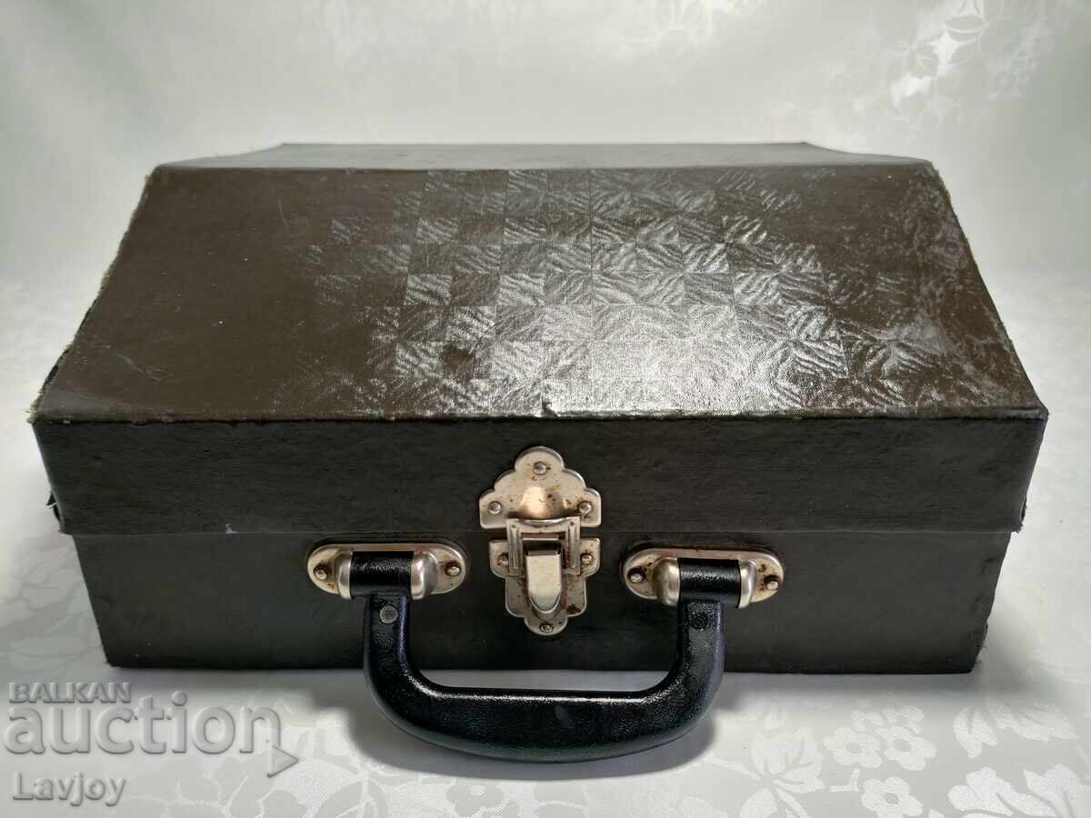 Детски акордеон Малыш с цена 90.00 лв. | € 46.02 Детски акордеон Малыш с цена 90.00 лв. | € 46.02