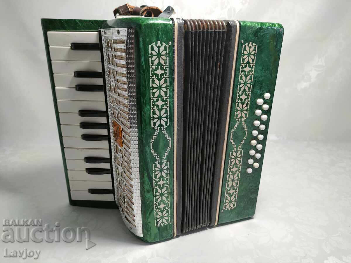 Доставка на Детски акордеон Малыш Доставка на Детски акордеон Малыш