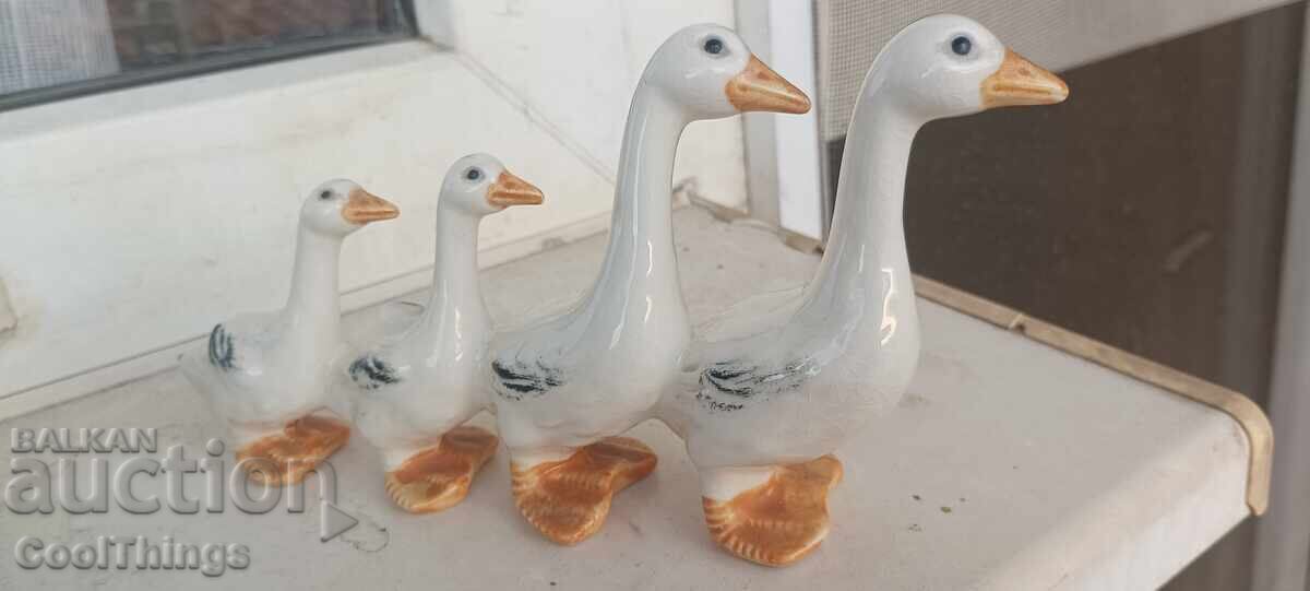 Δημοπρασία Γκόμπελ πορσελάνινη φιγούρα