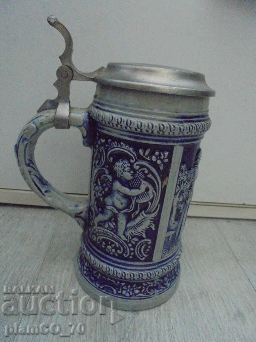 №*8185 παλιά πορσελάνινη κούπα - GERZ - με μεταλλικό καπάκι