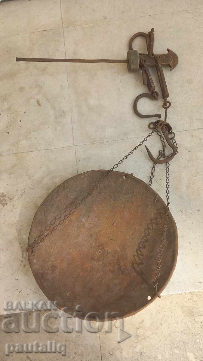 Delivery of STAR KANTAR WEIGHING SCALE PALANZA WITH BRASS TOP