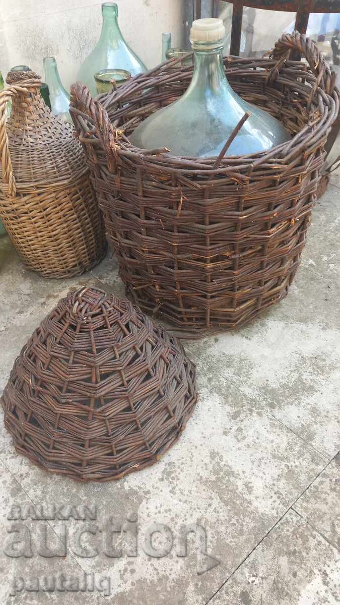 DAMIGEANĂ VECHE MARE CU COȘ - 6