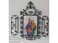 Capelă antică, altar din fier forjat, teracotă Fecioara Maria